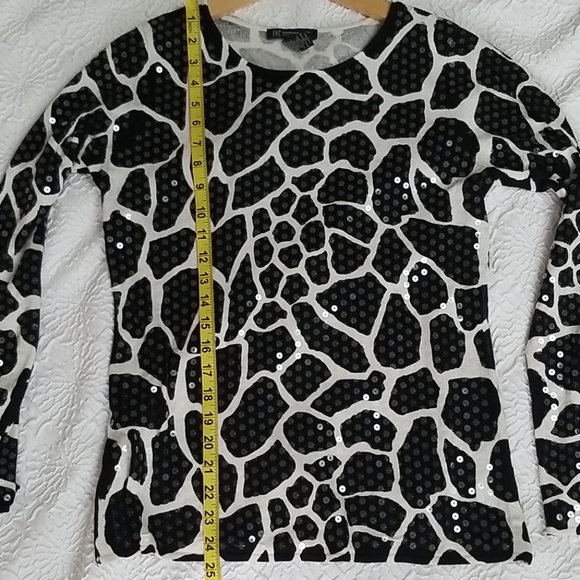 INC Giraffe black/white Sequined embellished Knit Long-sleeve Sweater, Size SP - Picture 12 of 14